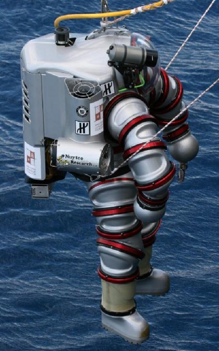 Глубоководный скафандр exosuit