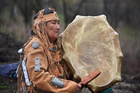 Шаманский бубен манси